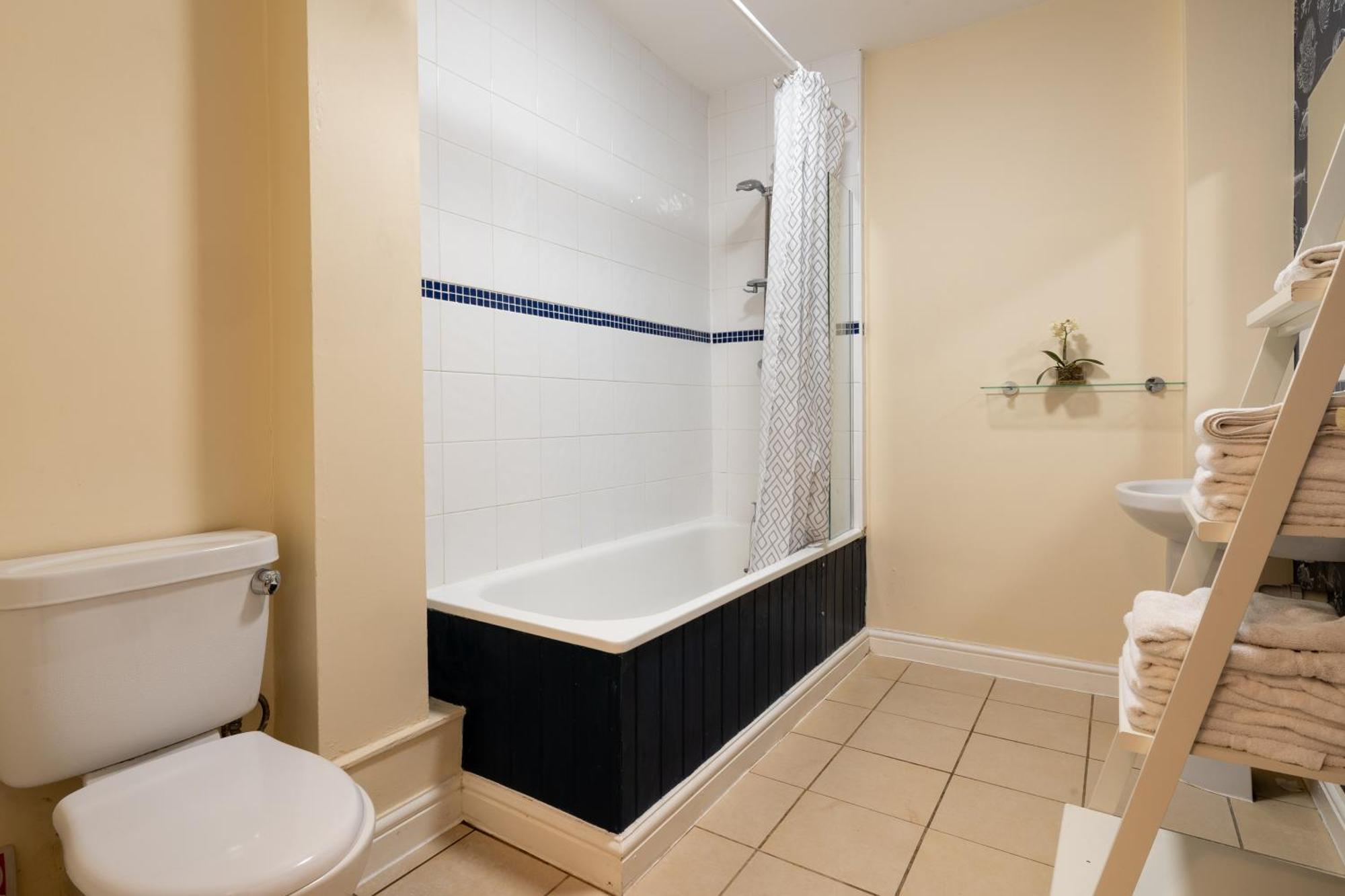 Aryas Apartments Oxford - Headington エクステリア 写真